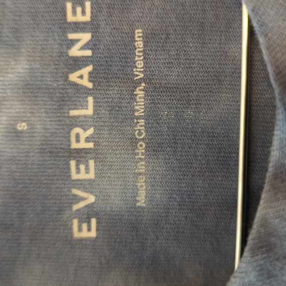 Everlane Crew Neck T-shirt - Picture 2 of 4